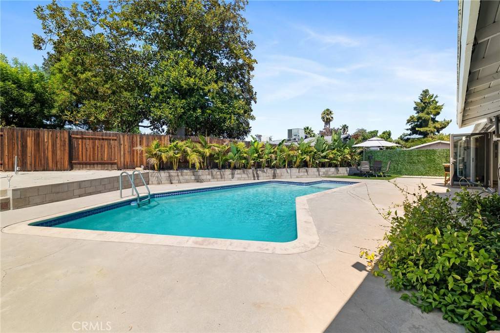 Northridge, CA 91324,19945 Gresham ST
