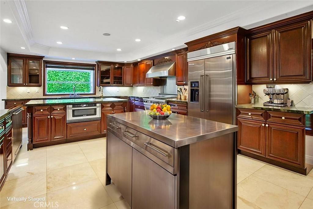 Sherman Oaks, CA 91403,4818 Lemonas AVE