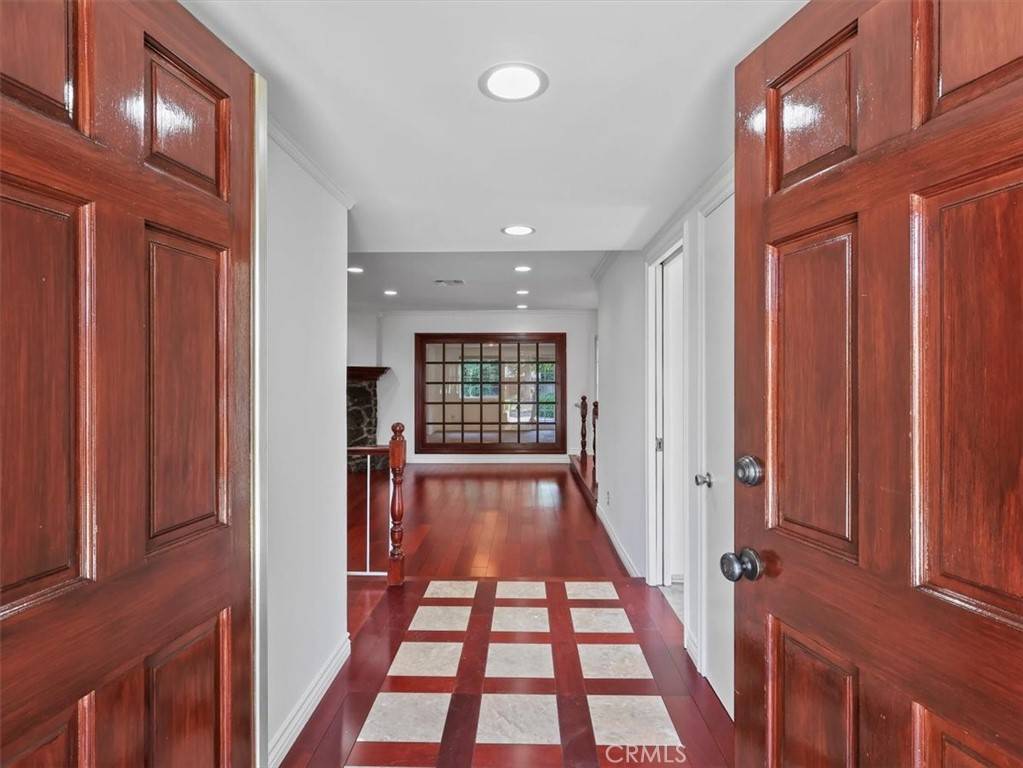Winnetka, CA 91306,20020 Hemmingway ST