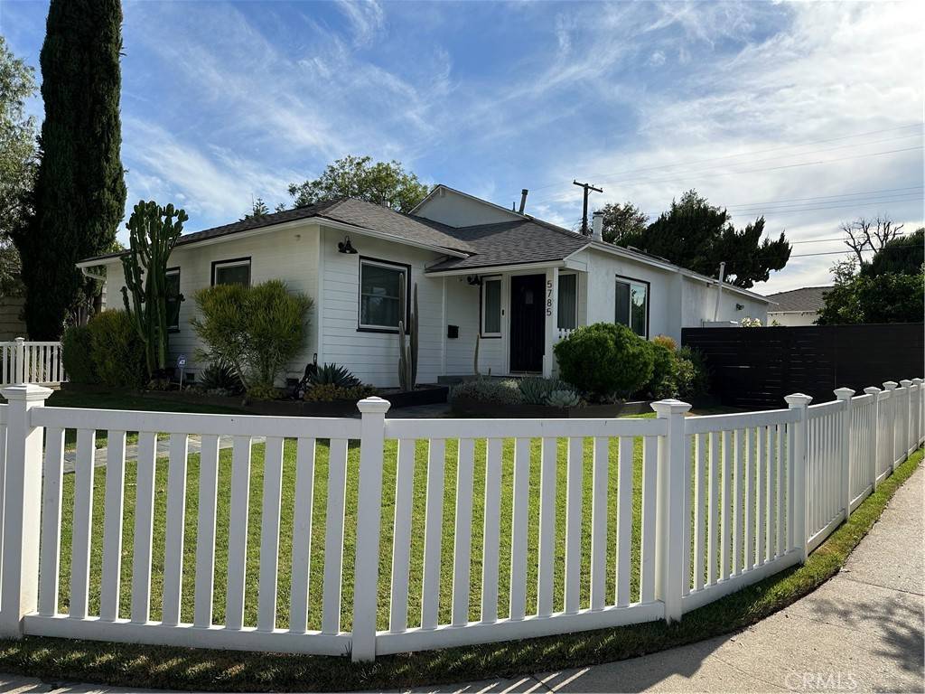 Encino, CA 91316,5785 Bertrand AVE