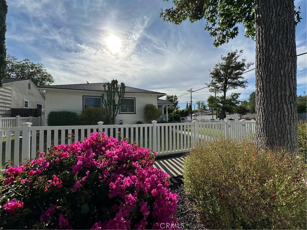 Encino, CA 91316,5785 Bertrand AVE