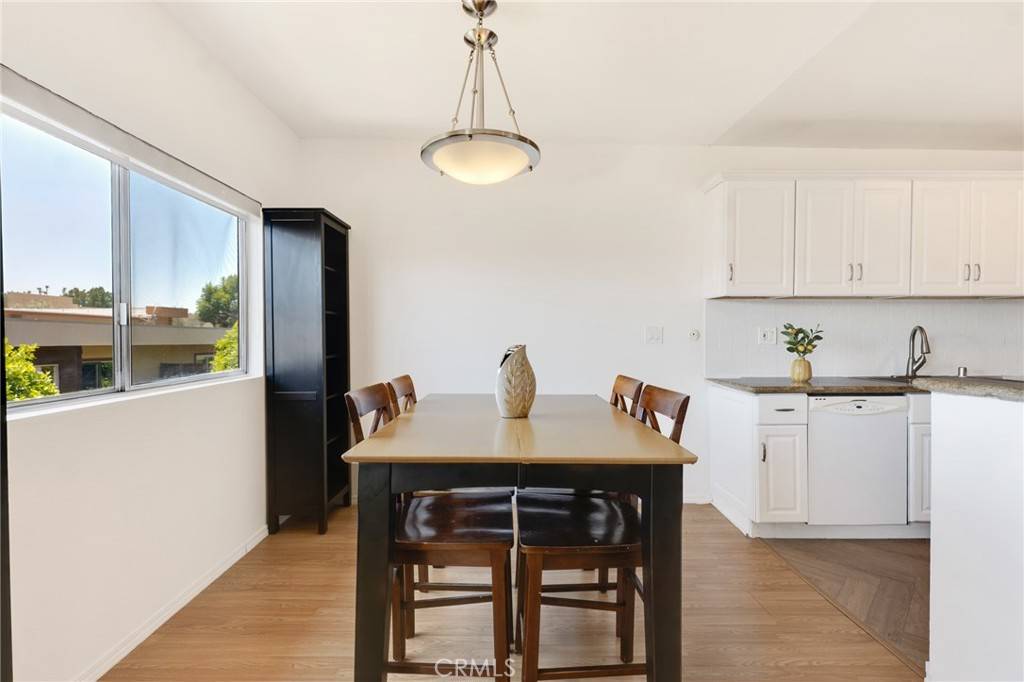 Encino, CA 91316,5400 Newcastle AVE #46