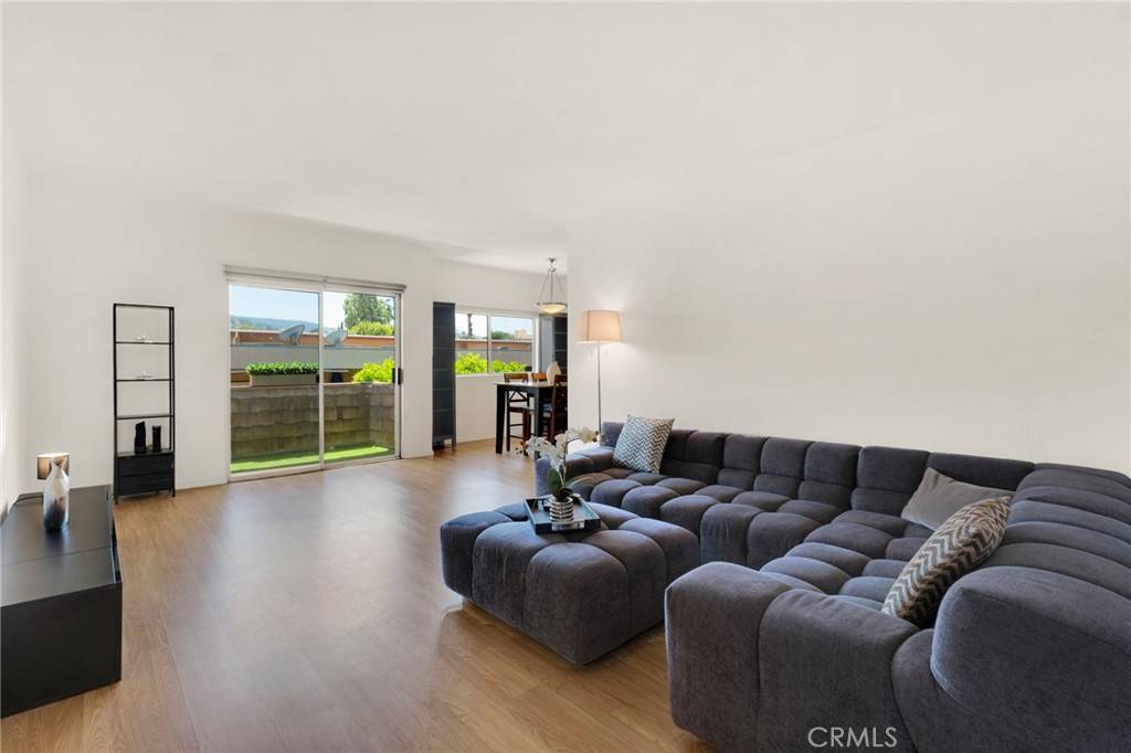Encino, CA 91316,5400 Newcastle AVE #46