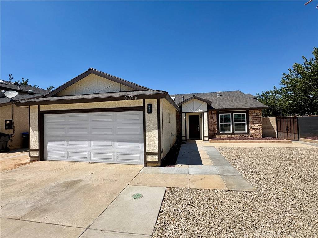 Palmdale, CA 93550,2137 Estrella CT #A