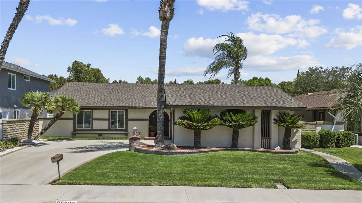 Valencia, CA 91355,25530 Meadow Mont ST