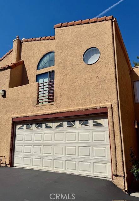 Agoura Hills, CA 91301,5291 Colodny DR #5