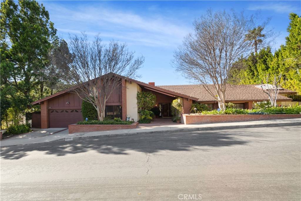 Encino, CA 91436,3713 Dellvale PL