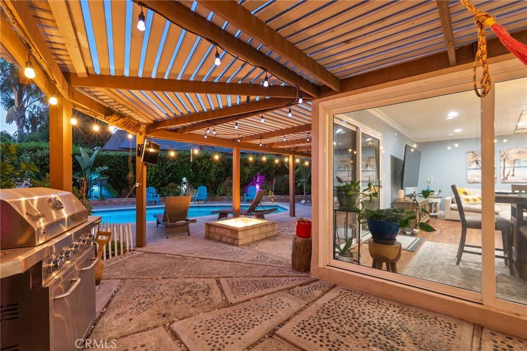 Simi Valley, CA 93065,2357 Lawnview CT