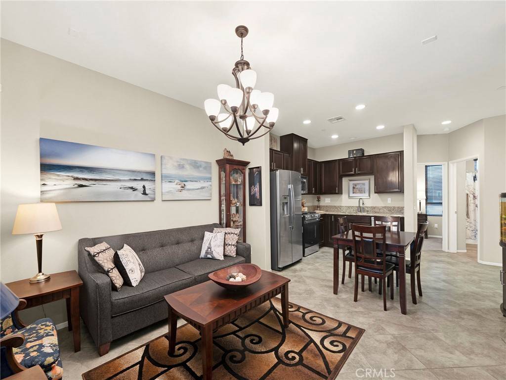 Van Nuys, CA 91405,14665 Sherman WAY