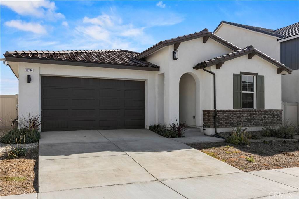 Canyon Country, CA 91350,18134 Outlook Way