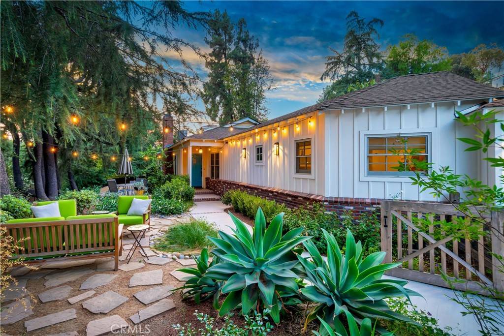 Tarzana, CA 91356,19631 Rosita ST