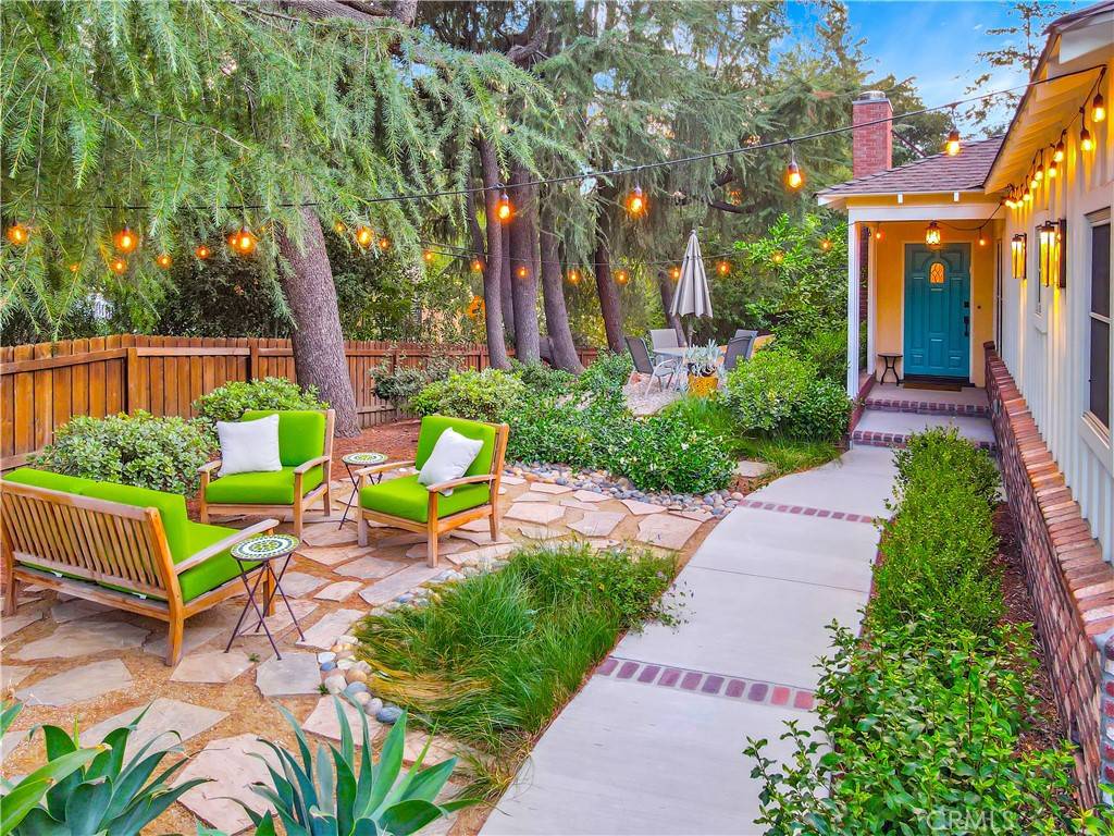 Tarzana, CA 91356,19631 Rosita ST