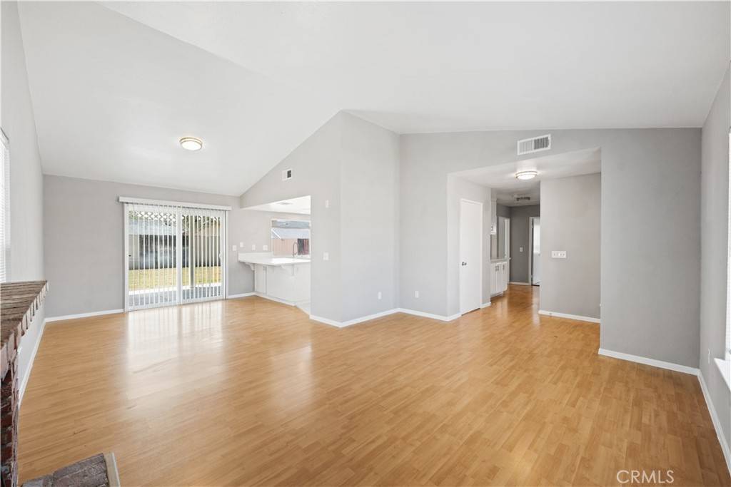 Lancaster, CA 93534,702 W Avenue H2