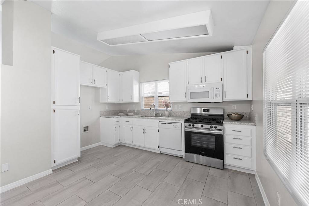 Lancaster, CA 93534,45634 Berkshire ST
