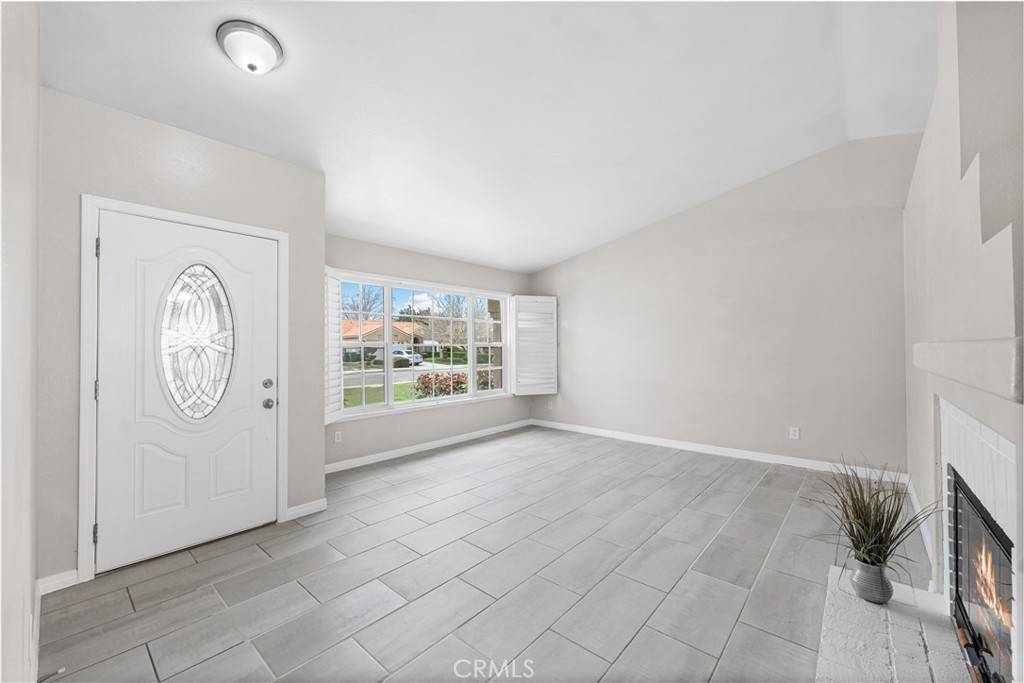 Lancaster, CA 93534,45634 Berkshire ST