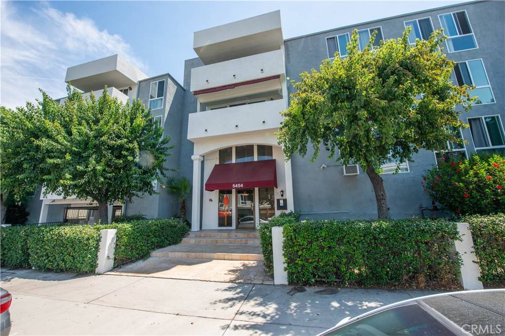 Encino, CA 91316,5454 Zelzah AVE #204