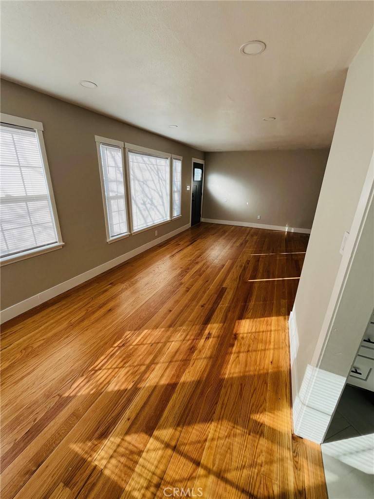 Bakersfield, CA 93305,102 Irene ST