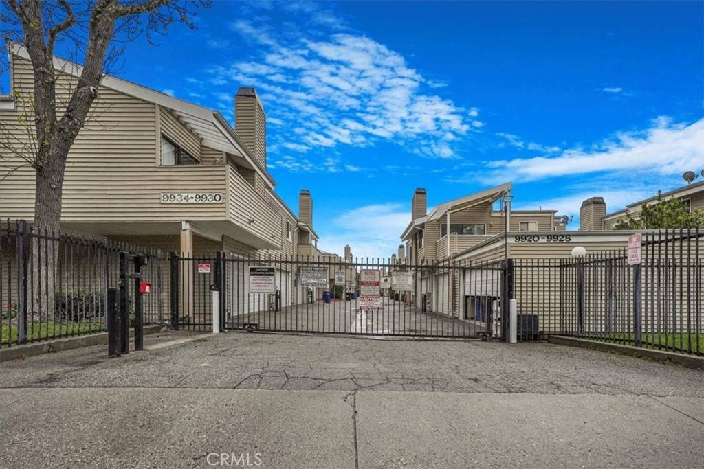 San Fernando, CA 91345,9920 Sepulveda BLVD #1