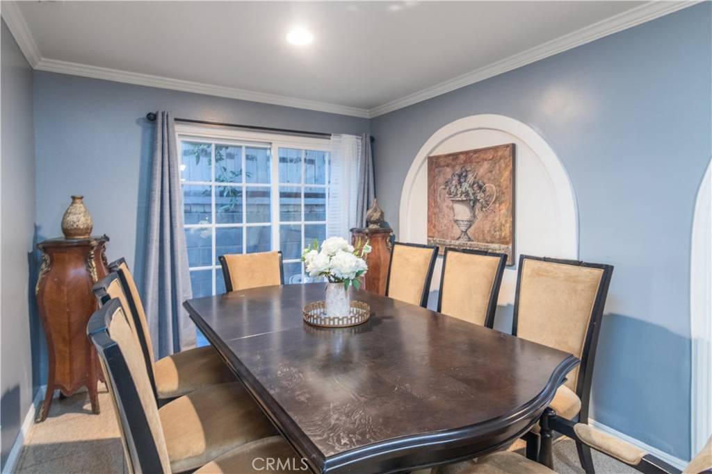 Tujunga, CA 91042,10948 Mountair AVE