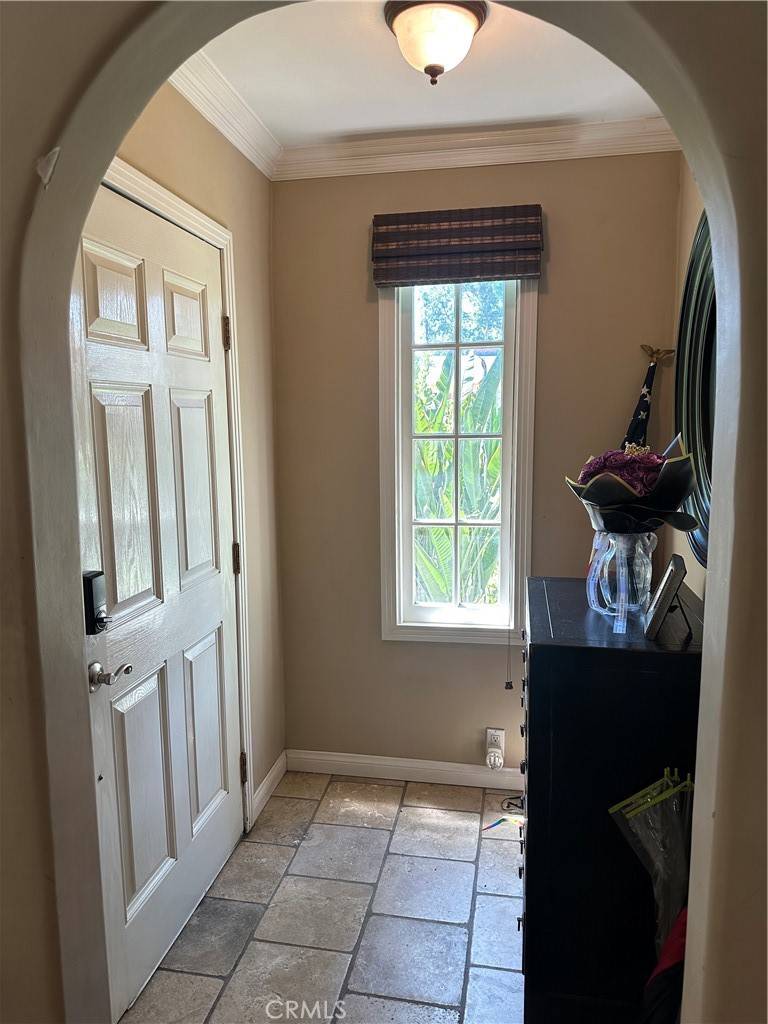 Toluca Lake, CA 91601,4910 Willowcrest AVE
