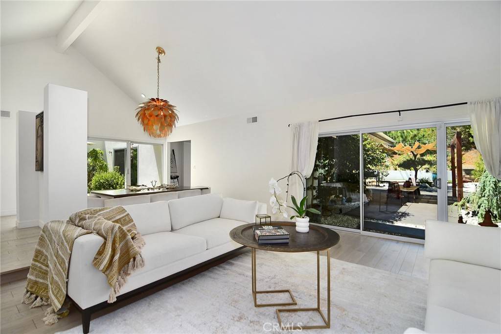 Tarzana, CA 91356,4101 Tarrybrae TER
