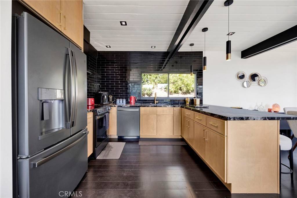 Sherman Oaks, CA 91423,4009 Weslin AVE