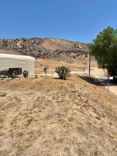 Val Verde, CA 91384,0 Lomita DR