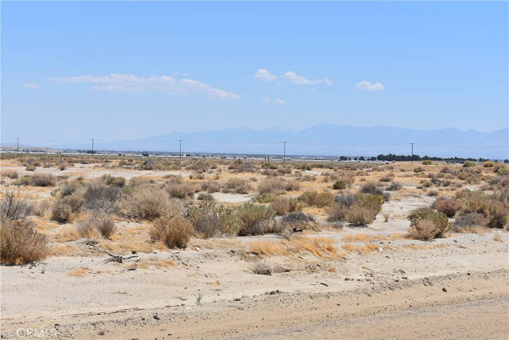 Lancaster, CA 93536,3000 W Avenue C-8