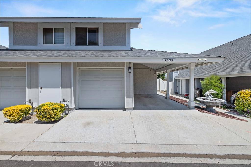 Newhall, CA 91321,25273 Avenida Dorena