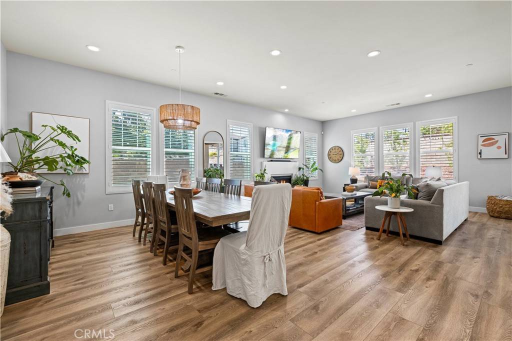 Saugus, CA 91350,20825 Red Sky Ct