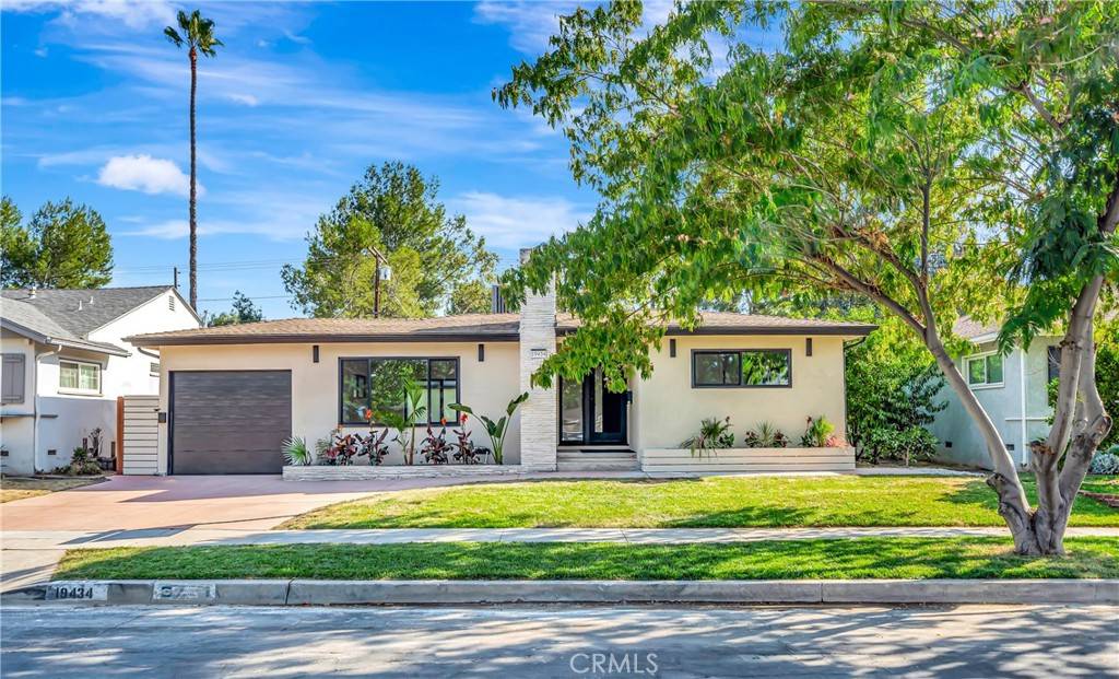 Tarzana, CA 91335,19434 Calvert ST