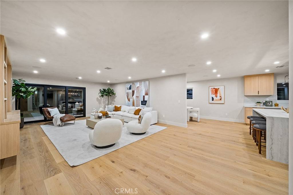 Encino, CA 91436,5157 Woodley AVE
