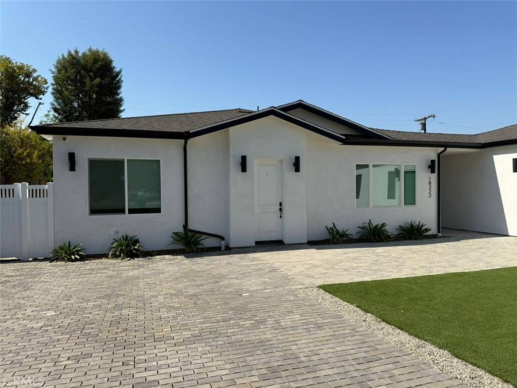 Northridge, CA 91325,18322 Citronia St