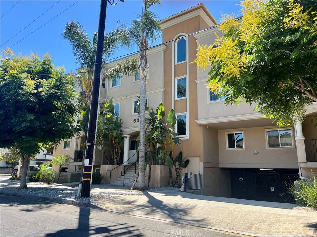 Valley Village, CA 91607,5305 Bellingham AVE #103