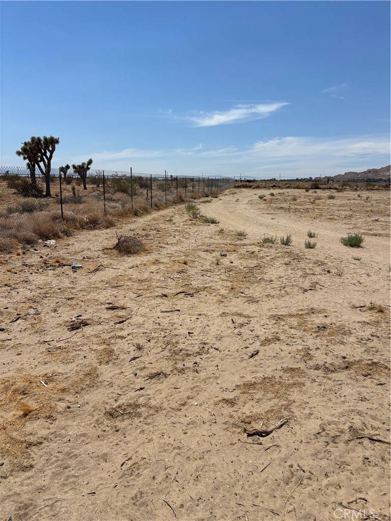 Palmdale, CA 93591,0 E Avenue Q3