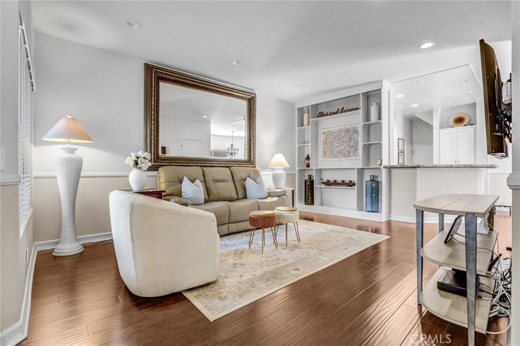 Thousand Oaks, CA 91362,73 Via Colinas