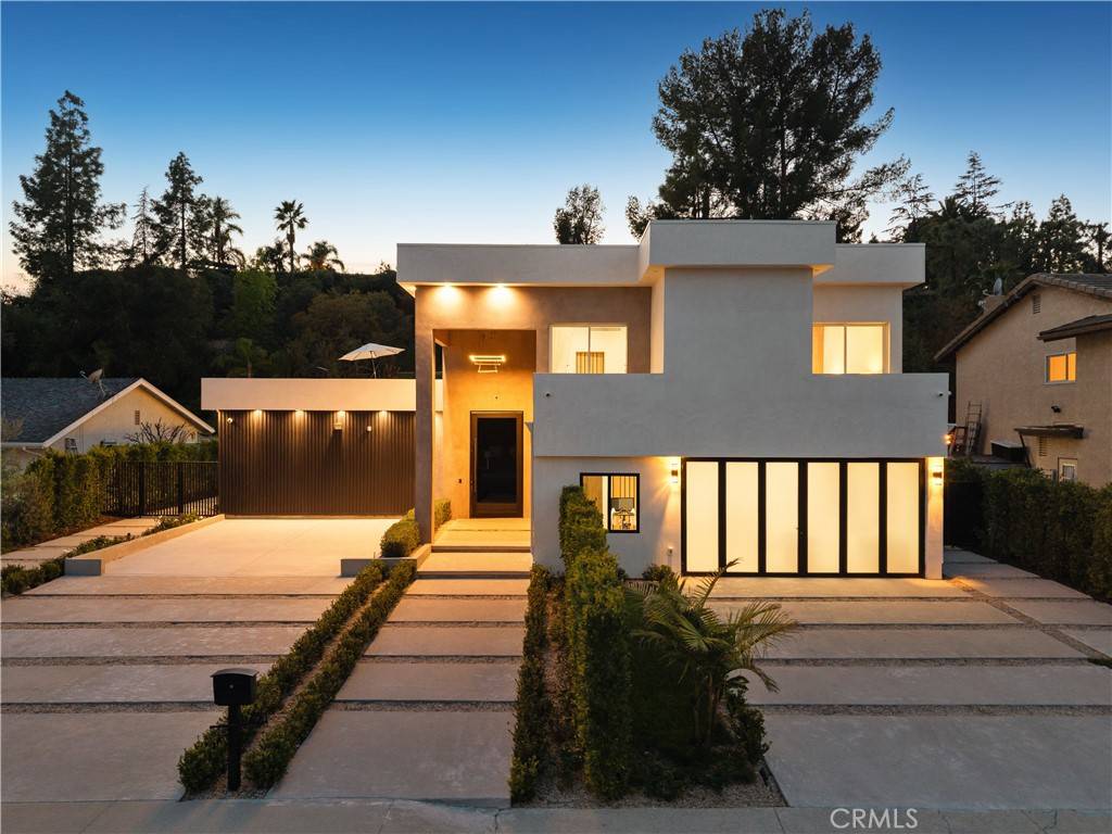 Tarzana, CA 91356,4001 Coldstream