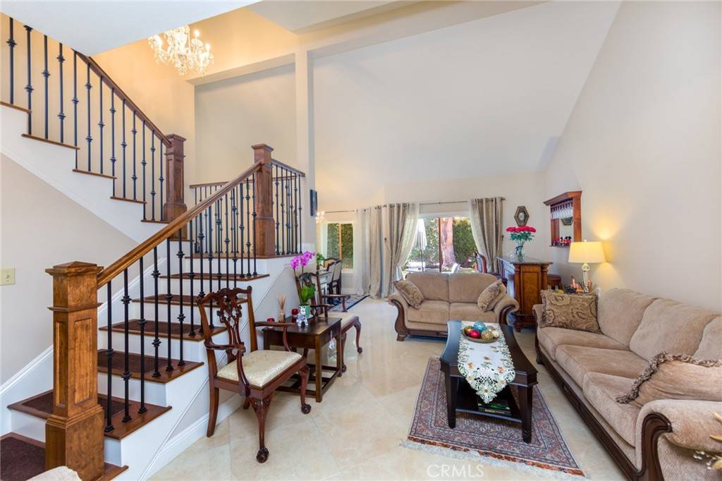 Porter Ranch, CA 91326,19905 Eagle Ridge LN