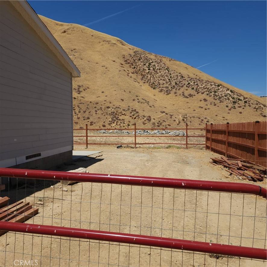 Lebec, CA 93243,401 Lance Avenue