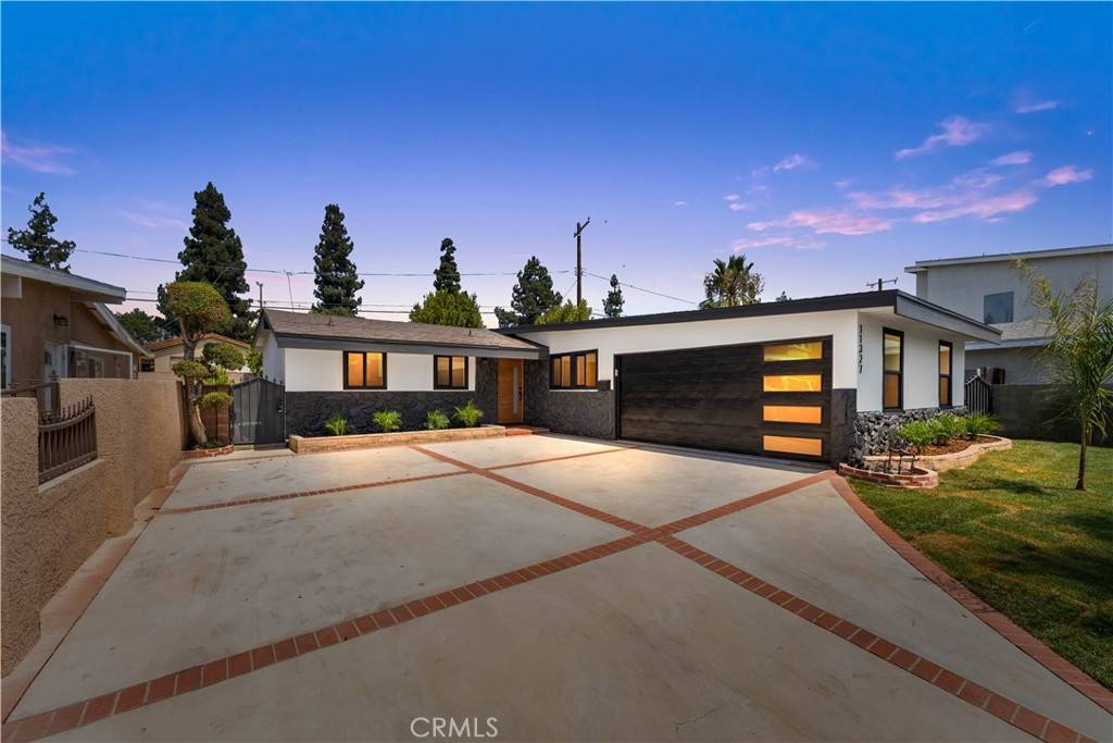 Sun Valley, CA 91352,11327 Blythe ST