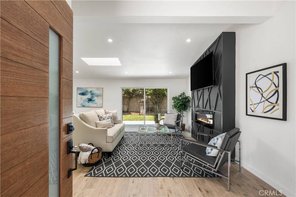 Sun Valley, CA 91352,11327 Blythe ST