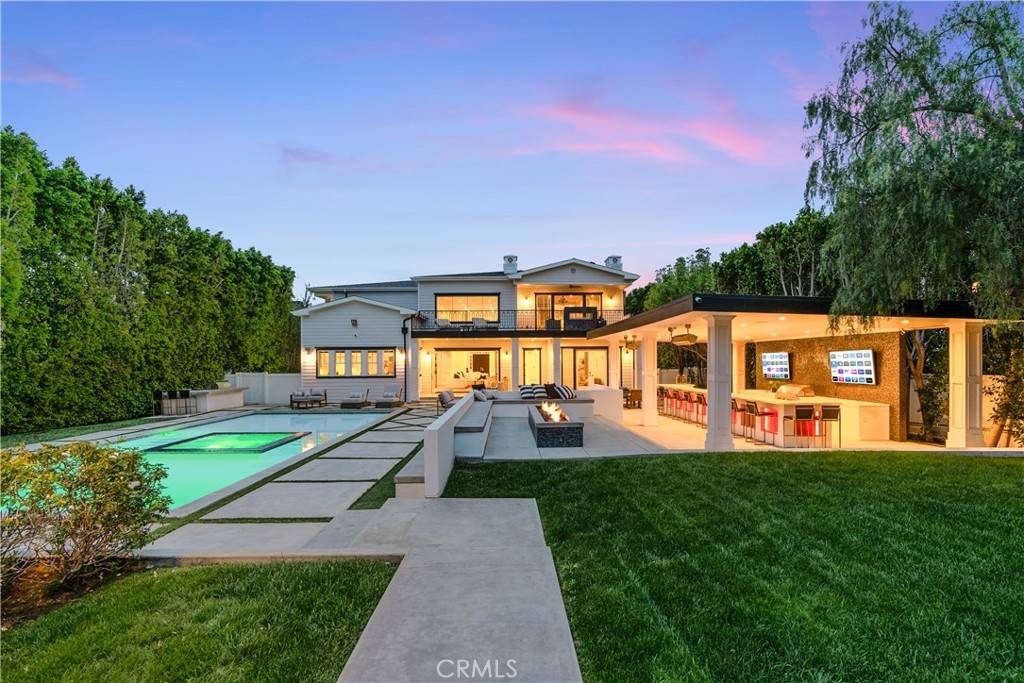 Encino, CA 91316,17528 Jayden LN