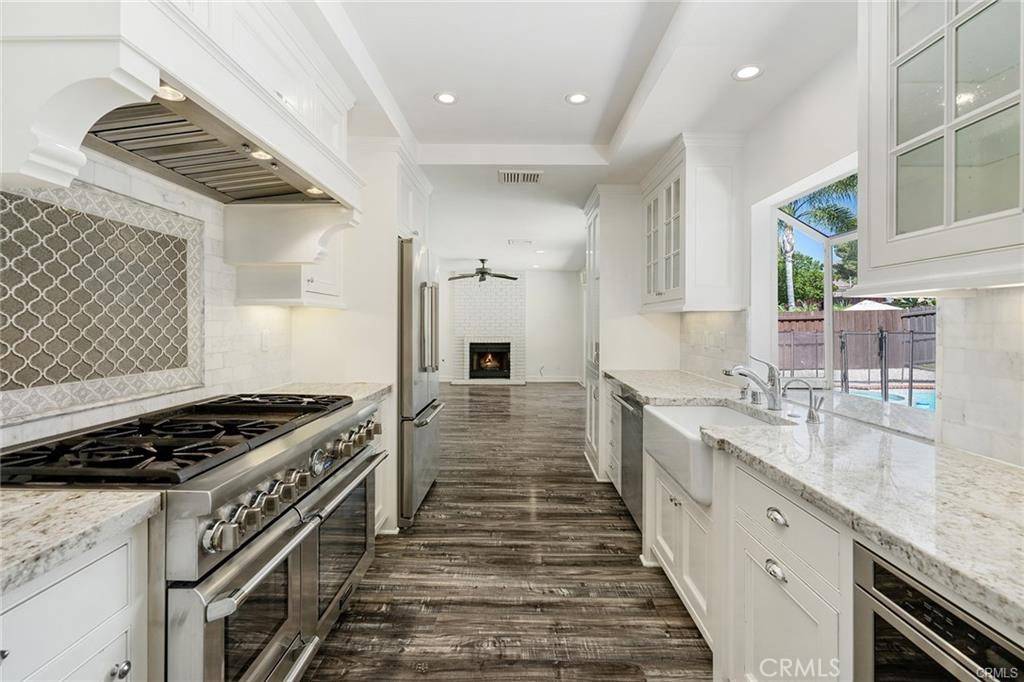 Thousand Oaks, CA 91362,2169 Coalfax Court