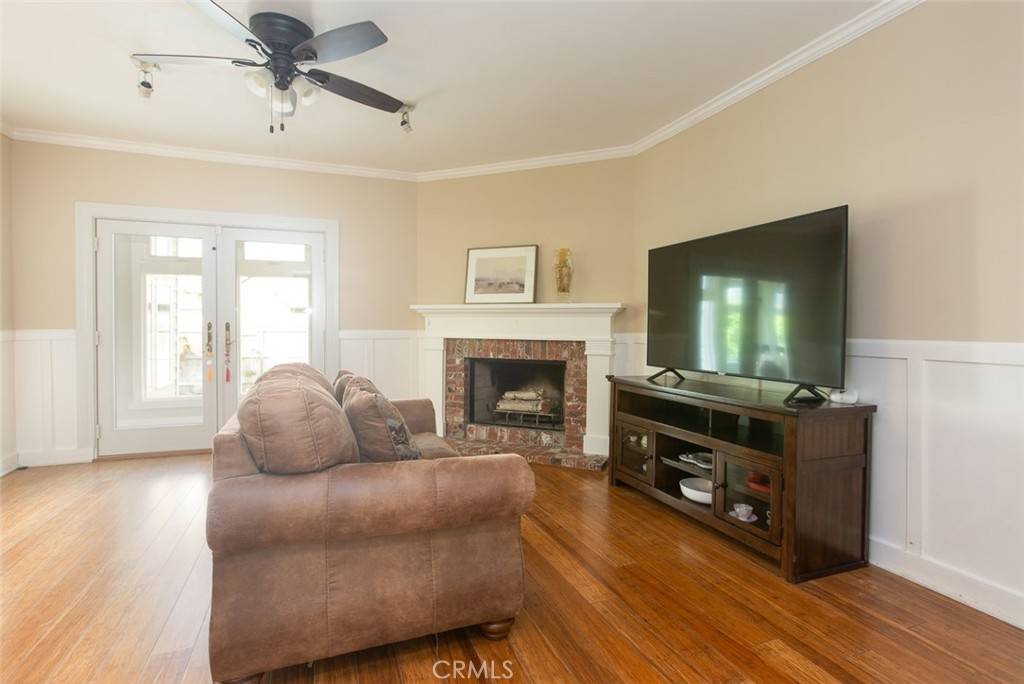 Monrovia, CA 91016,1417 Monterey AVE