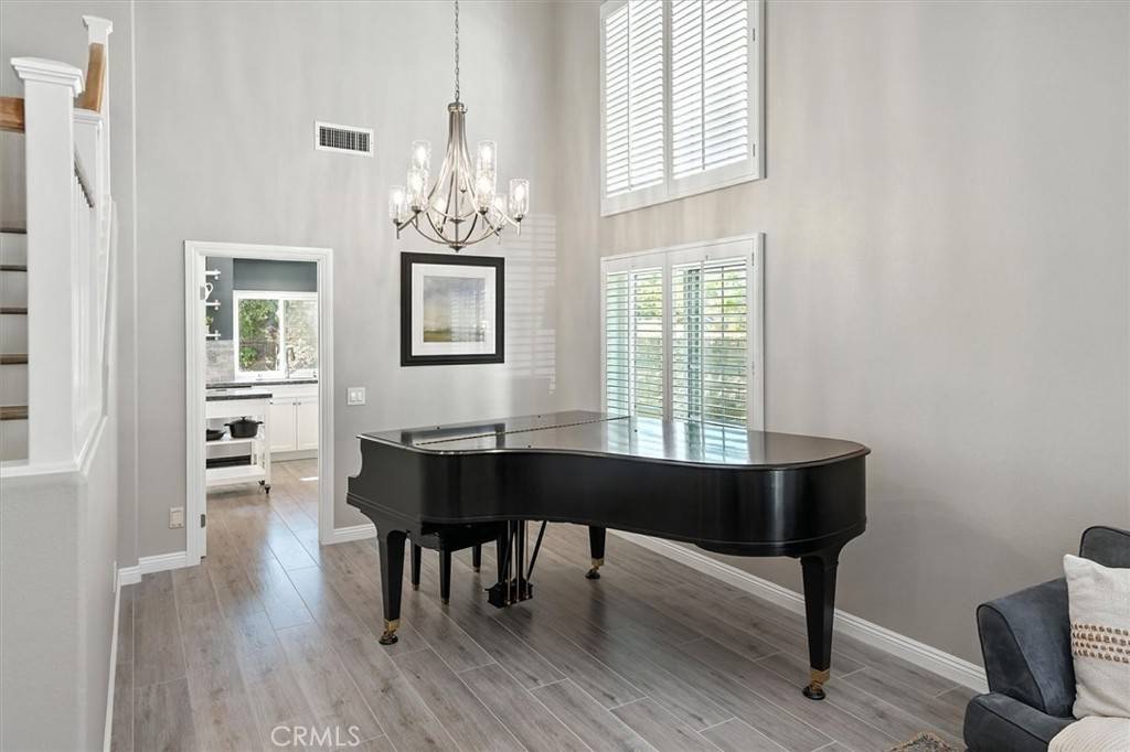 Saugus, CA 91390,28720 Park Woodland PL