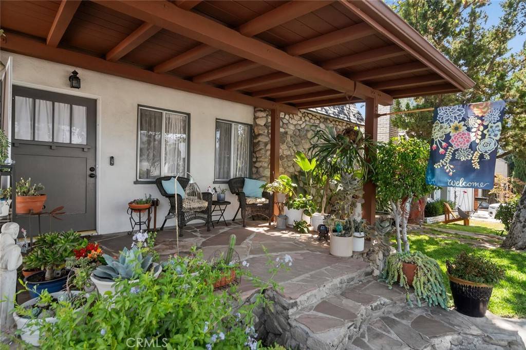 La Crescenta, CA 91214,3735 4th AVE