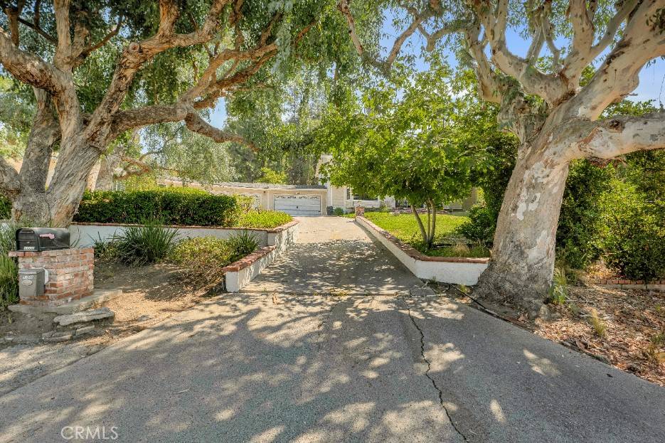 Granada Hills, CA 91344,11538 Zelzah AVE
