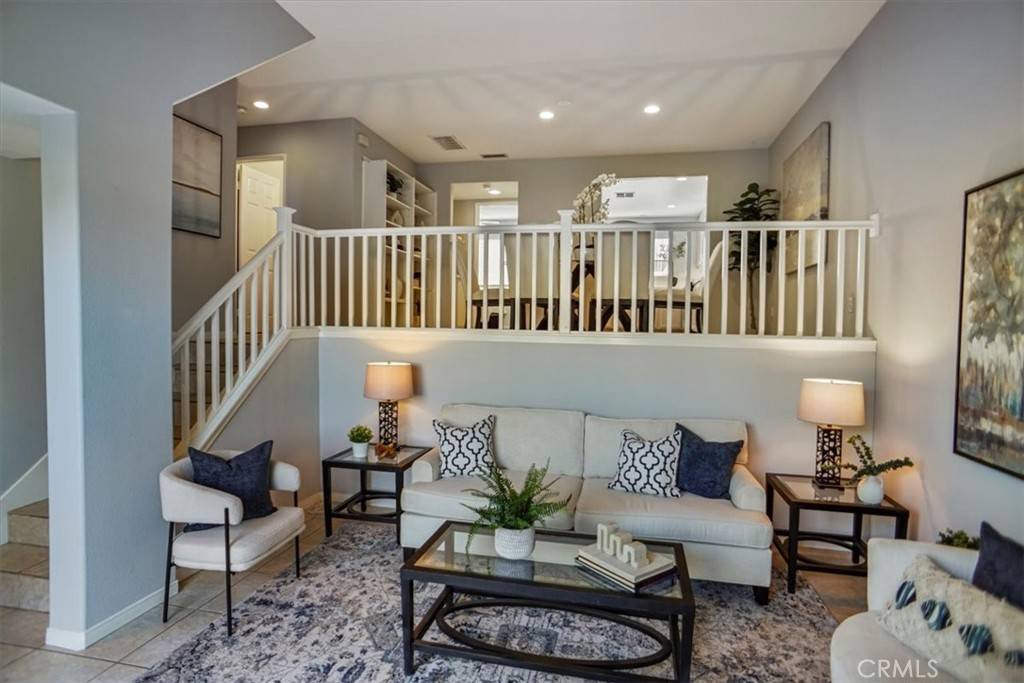Stevenson Ranch, CA 91381,25708 Holiday CIR #B