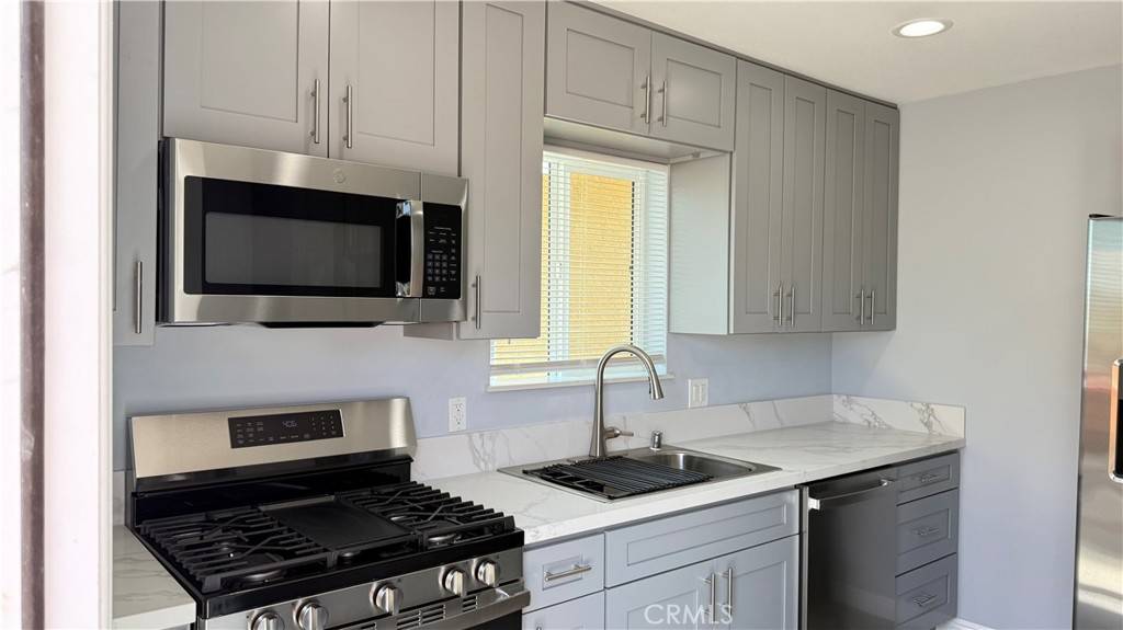 Simi Valley, CA 93063,4497 Bidwell ST