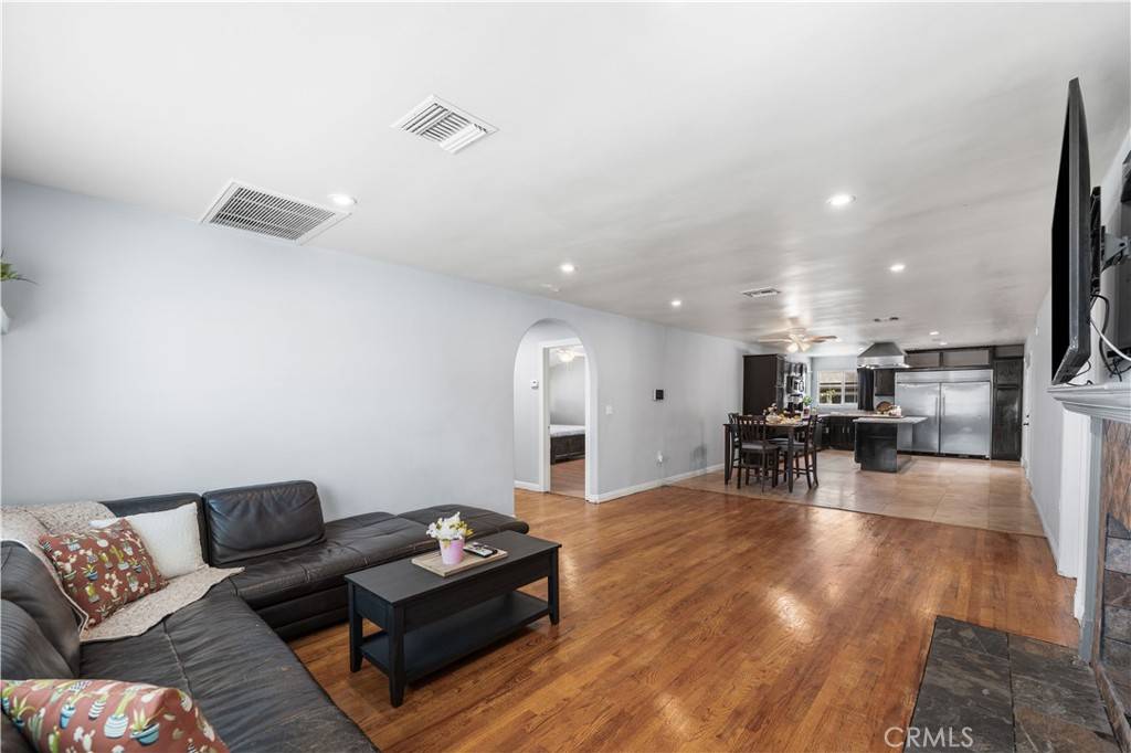 Rosamond, CA 93560,7985 W Avenue A